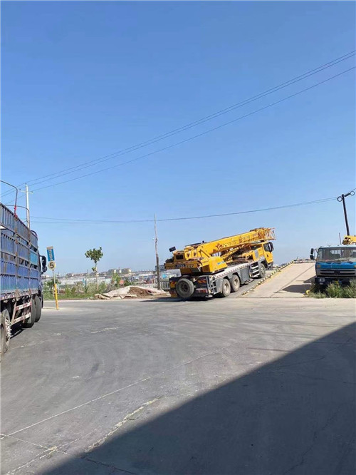 秦州区25吨吊车的租赁价格大概是多少？